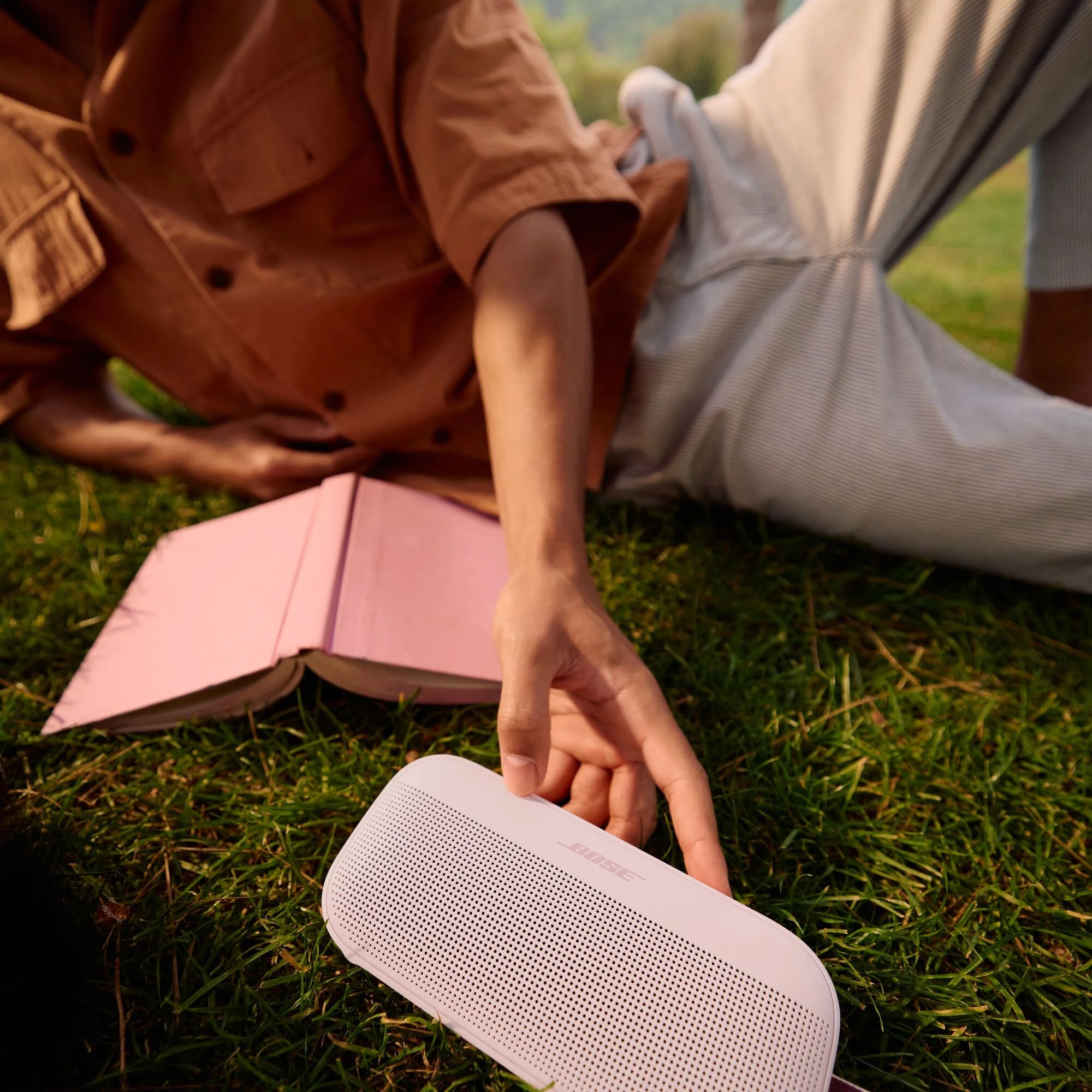 Bose SoundLink Flex II Wireless Waterproof Portable Bluetooth Speaker, Petal Pink