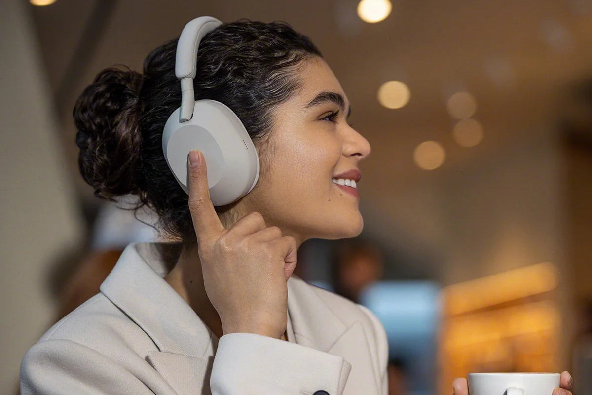 Sony WH-1000XM5 The Best Wireless Noise Canceling Headphones, Black,Pink and Silver